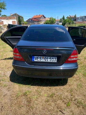 Mercedes-Benz C 180, снимка 7