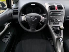 Toyota Auris 1.6VVTi-132кс(VALVEMATIC)-6 скорости-КЛИМАТРОНИК-, снимка 11