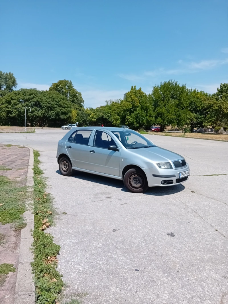 Skoda Fabia, снимка 2 - Автомобили и джипове - 47512166