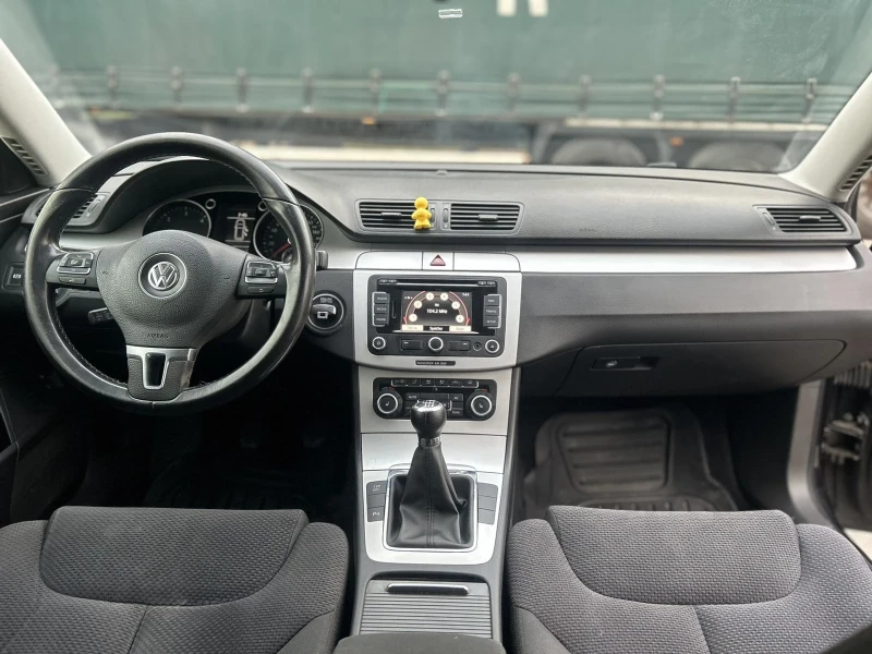 VW Passat 2.0 TDI COMMON RAIL, снимка 11 - Автомобили и джипове - 47566714