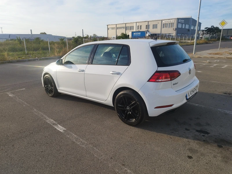 VW Golf, снимка 11 - Автомобили и джипове - 47516388