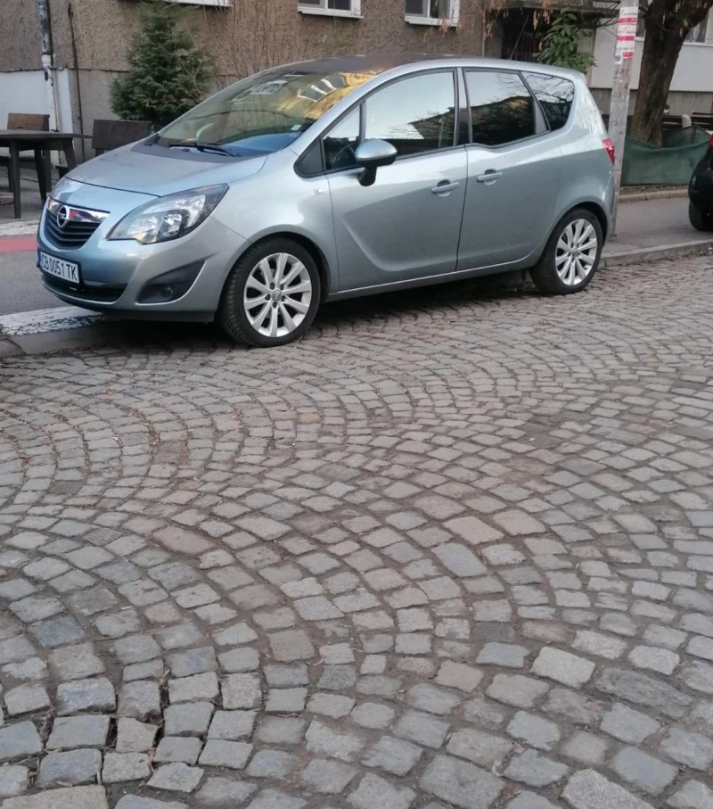 Opel Meriva, снимка 1 - Автомобили и джипове - 48488506