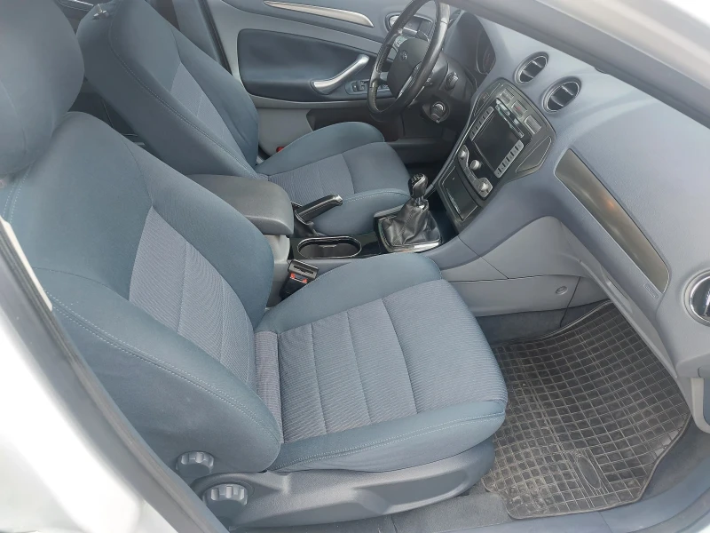 Ford Mondeo Ghia, снимка 15 - Автомобили и джипове - 52191711