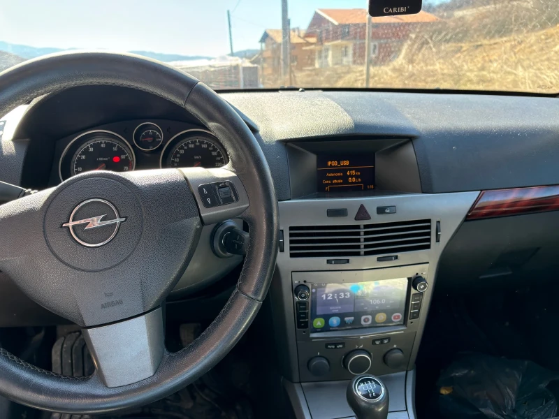 Opel Astra 1.4 бензин, снимка 9 - Автомобили и джипове - 49379061