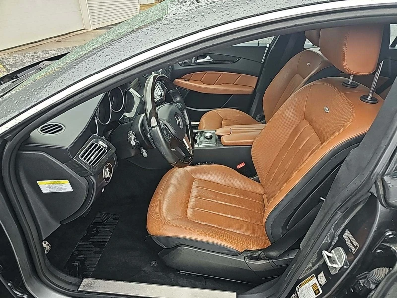 Mercedes-Benz CLS 550 4MATIC * NAVI * LED * CAMERA * PANO * ПОДГРЕВ, снимка 6 - Автомобили и джипове - 49450086