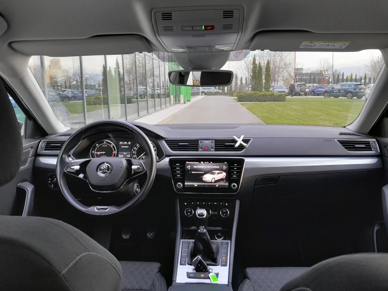 Skoda Superb 2.0 TDI/ 6МТ, снимка 9 - Автомобили и джипове - 52664630