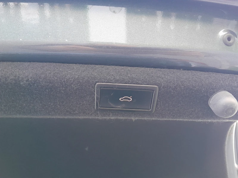 Skoda Superb 2.0 TDI/ 6МТ, снимка 13 - Автомобили и джипове - 52664630