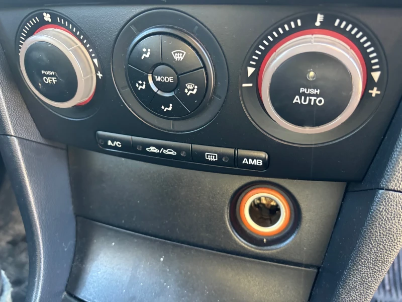 Mazda 3 1.6HDI НА ЧАСТИ, снимка 13 - Автомобили и джипове - 52927308