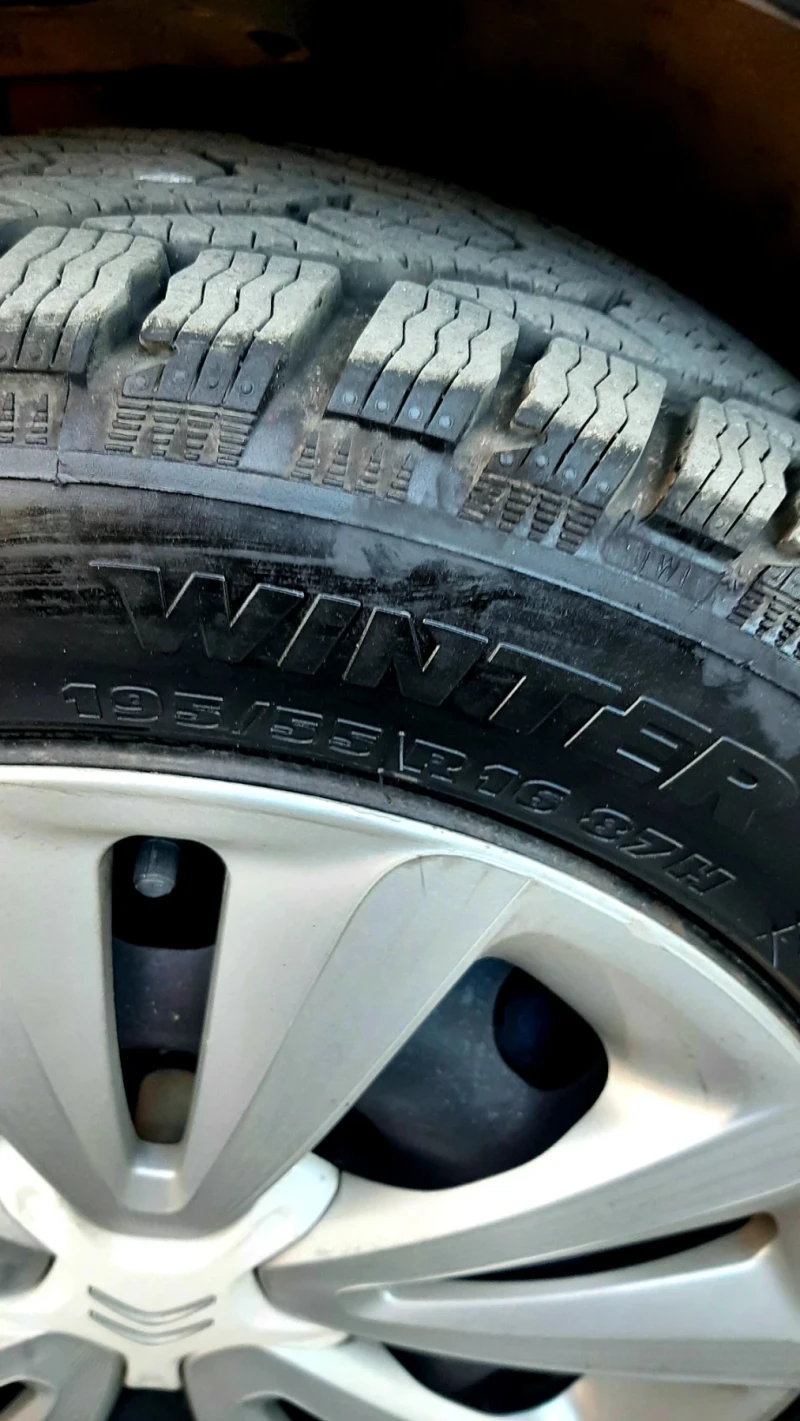 Citroen C3 1.4 Бензин , снимка 10 - Автомобили и джипове - 52933040