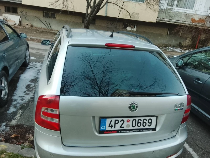 Skoda Octavia VRS, снимка 4 - Автомобили и джипове - 53058211