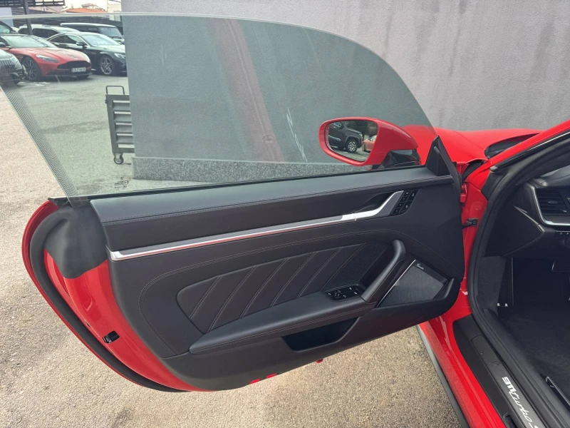 Porsche 911 992 TURBO S, снимка 8 - Автомобили и джипове - 53350095