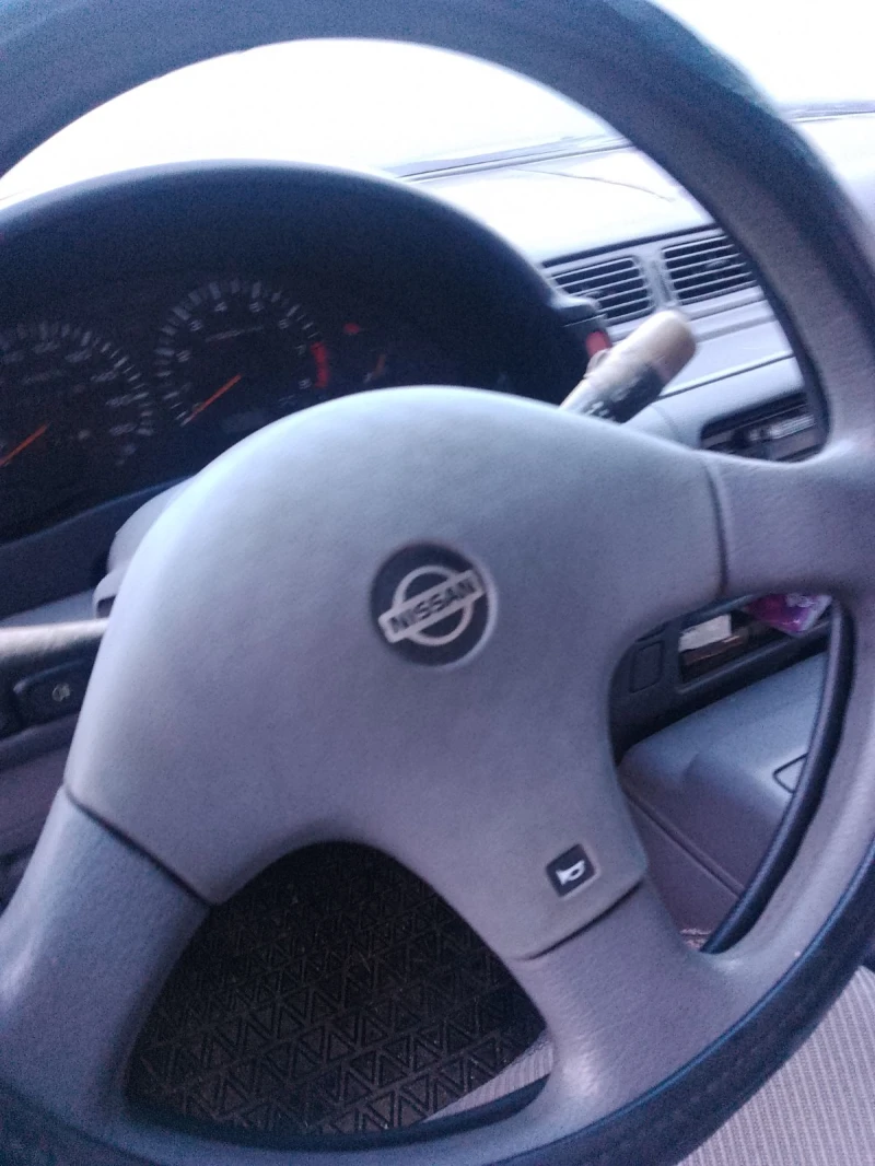 Nissan Serena, снимка 7 - Автомобили и джипове - 53412252