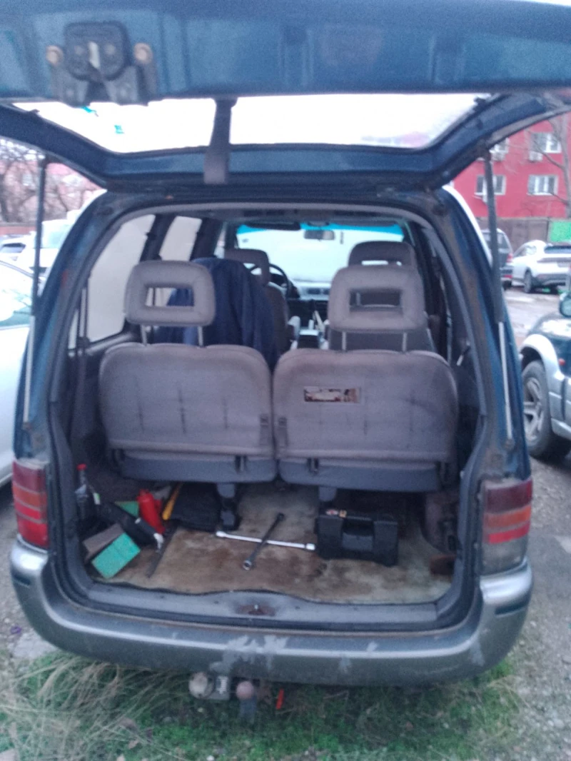 Nissan Serena, снимка 5 - Автомобили и джипове - 53412252