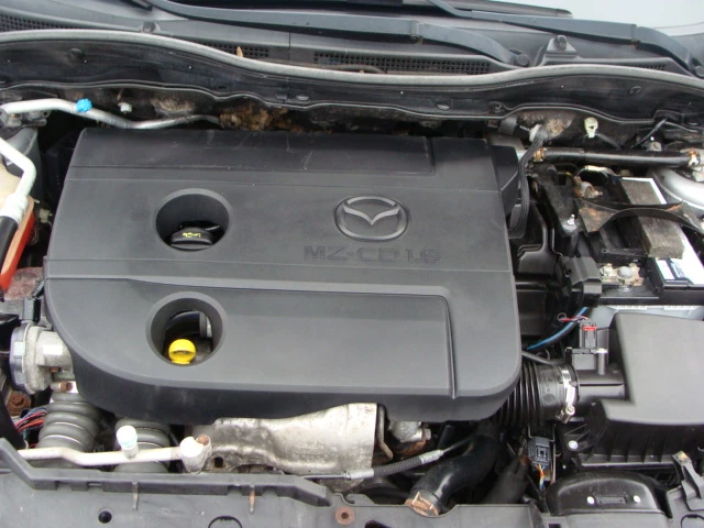 Mazda 2 1.6, снимка 14 - Автомобили и джипове - 53427768