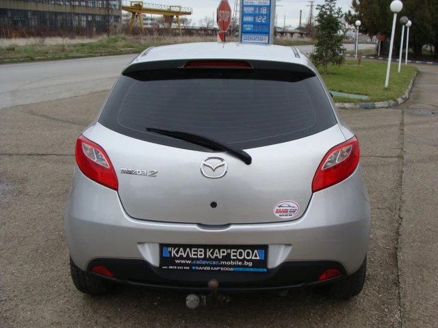 Mazda 2 1.6, снимка 5 - Автомобили и джипове - 53427768