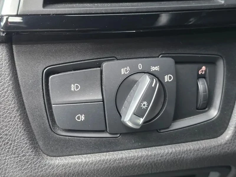 BMW 320, снимка 15 - Автомобили и джипове - 56690109