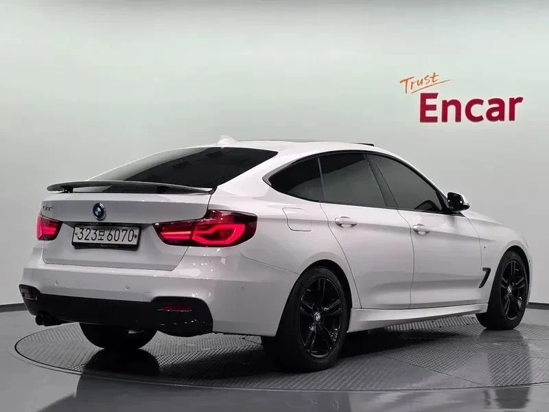 BMW 320, снимка 2 - Автомобили и джипове - 56690109