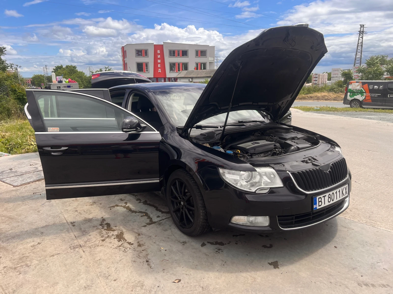 Skoda Superb Бартер за джип - изображение 9