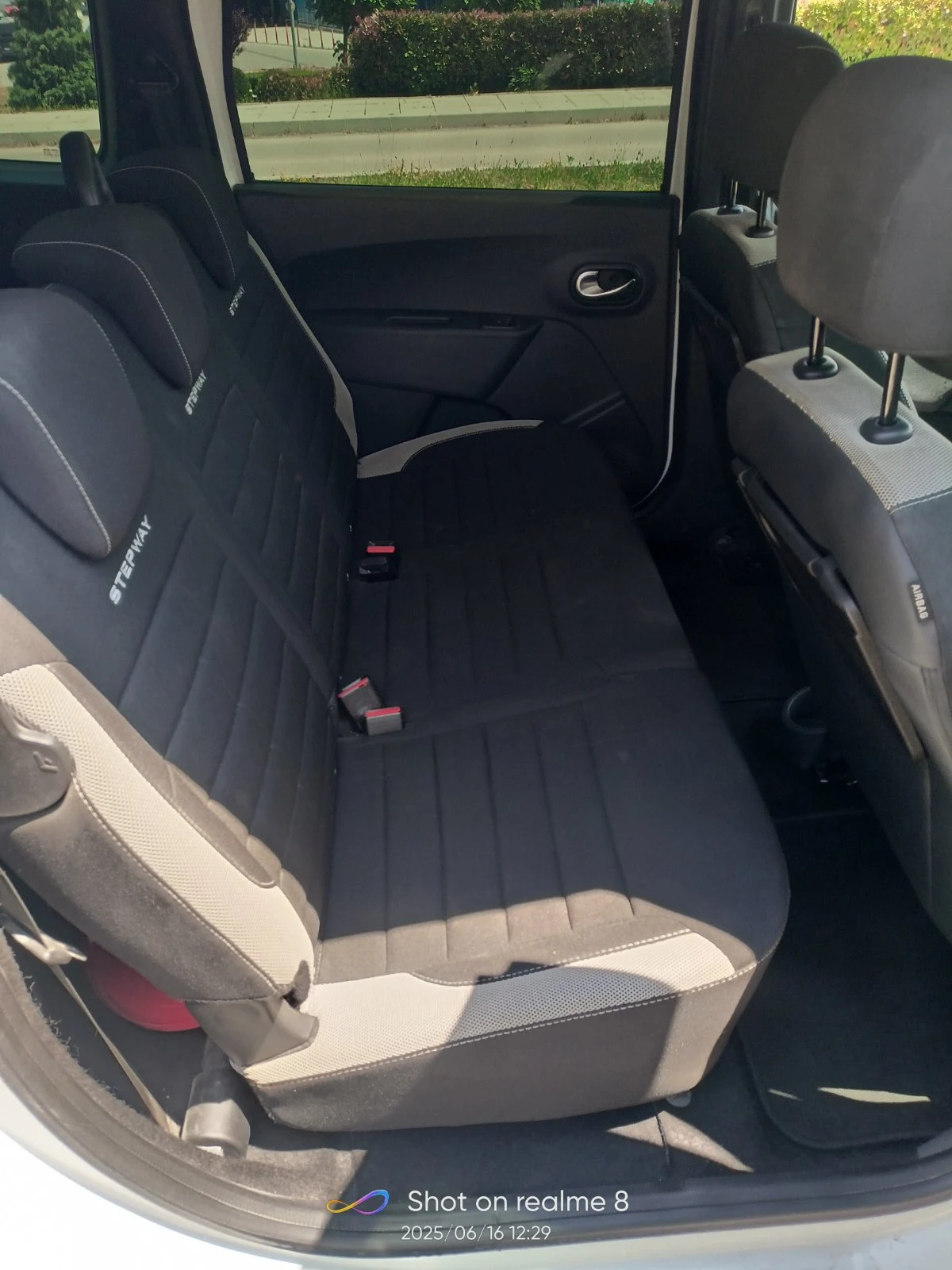 Dacia Lodgy 1900лв за получаване, 1.5 DCi 6+ 1м Stepway  - изображение 8