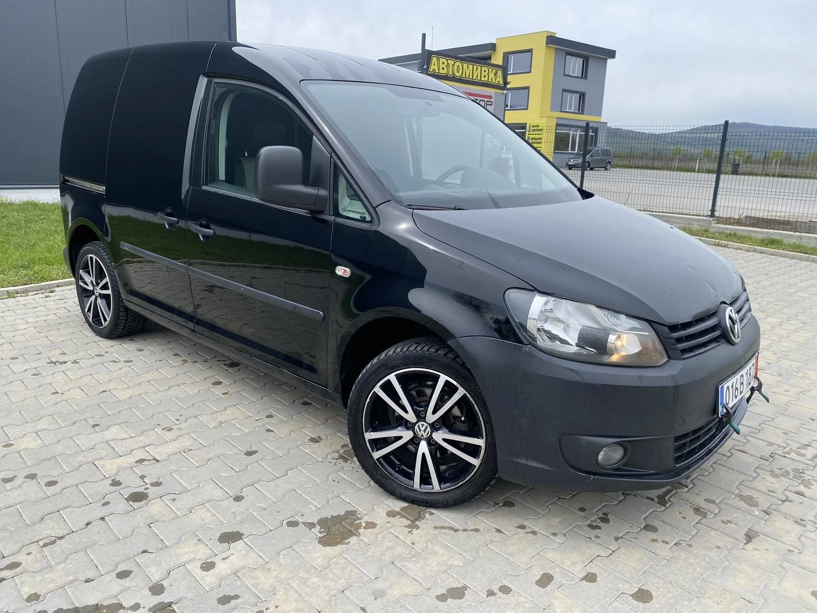 VW Caddy 1, 6 TDI/КЛИМА - изображение 2