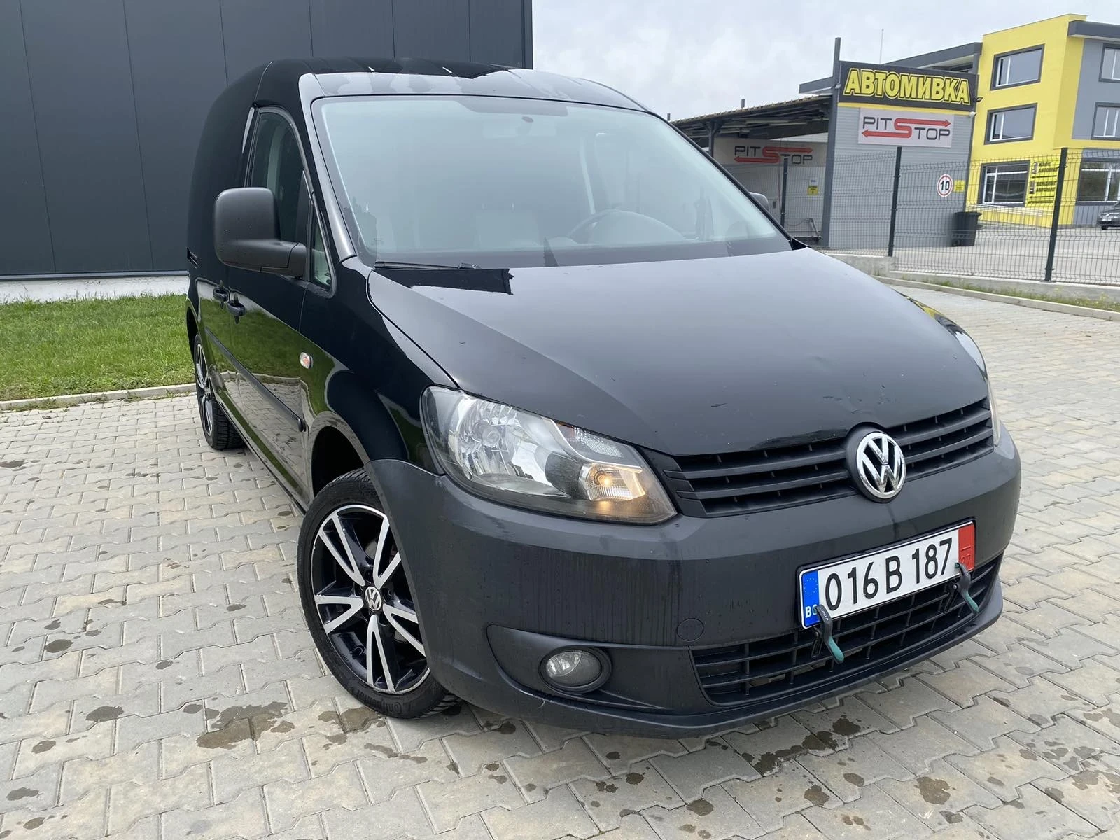 VW Caddy 1, 6 TDI/КЛИМА - изображение 3