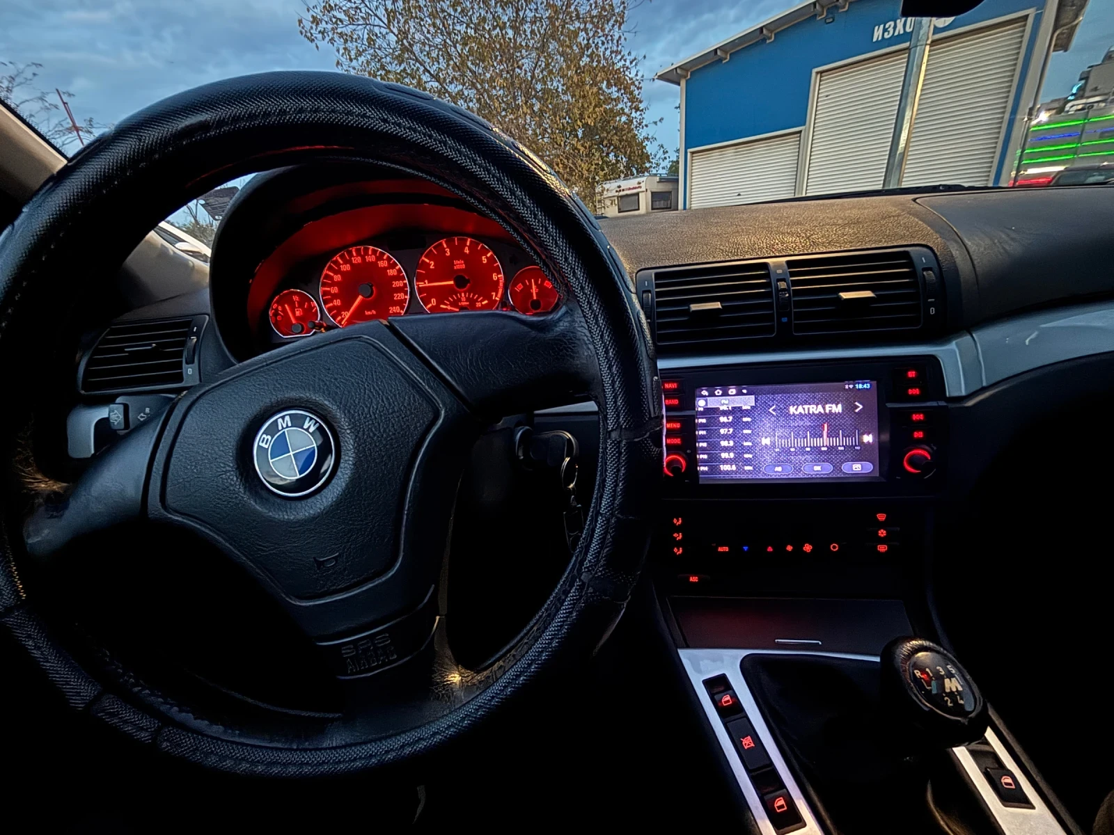 BMW 318  - изображение 10