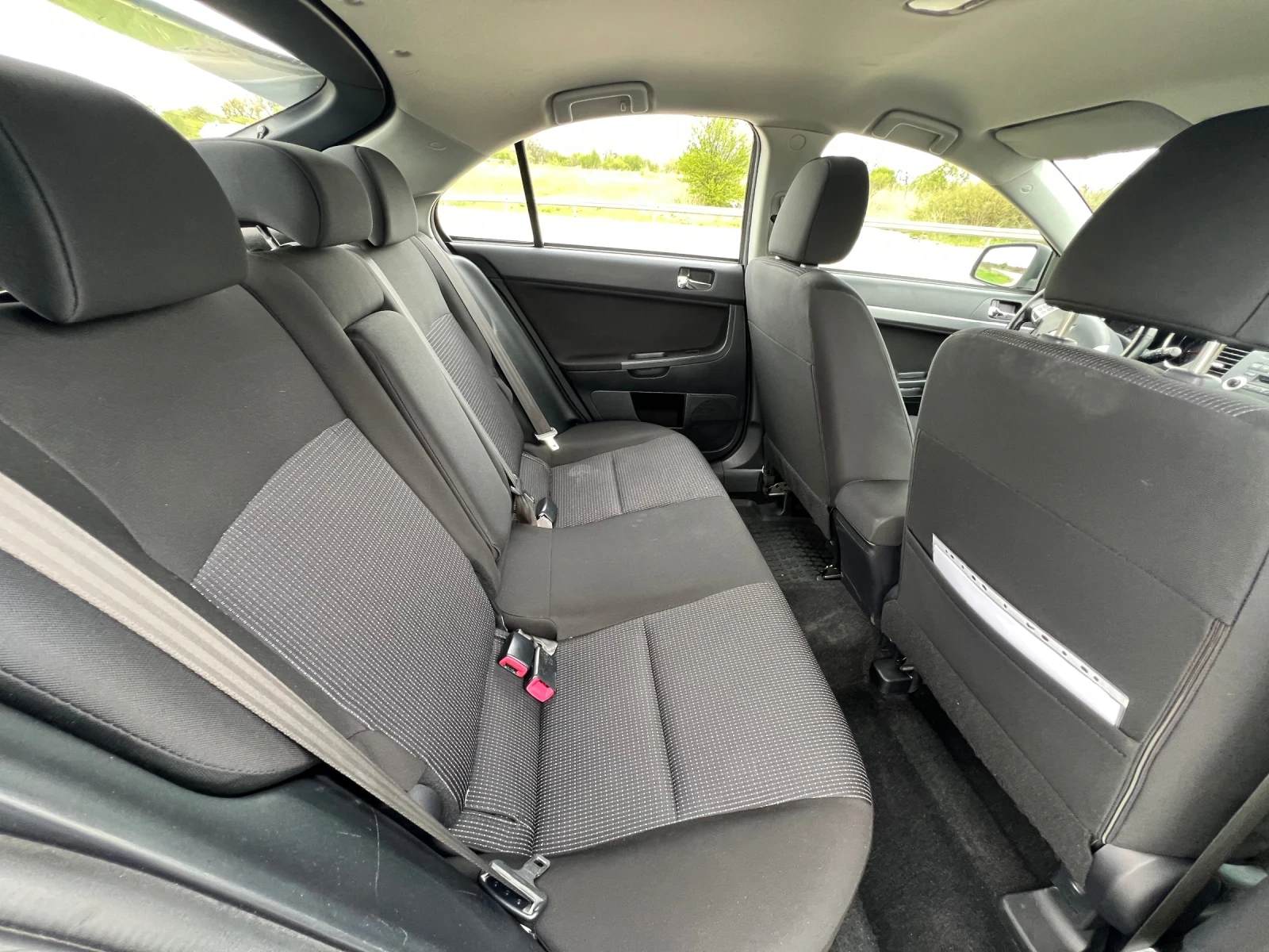 Mitsubishi Lancer 2.0 DiD - изображение 6