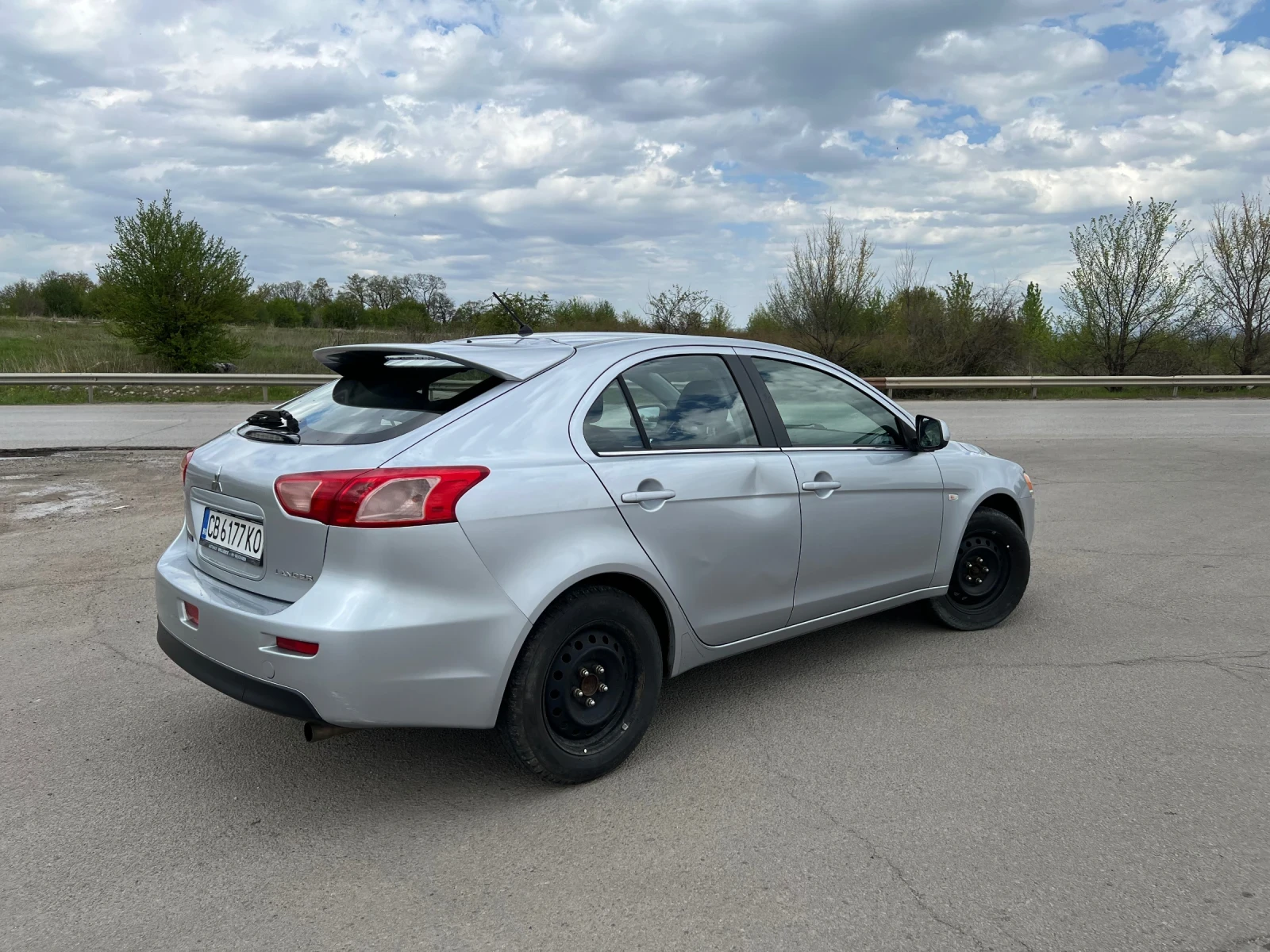 Mitsubishi Lancer 2.0 DiD - изображение 4