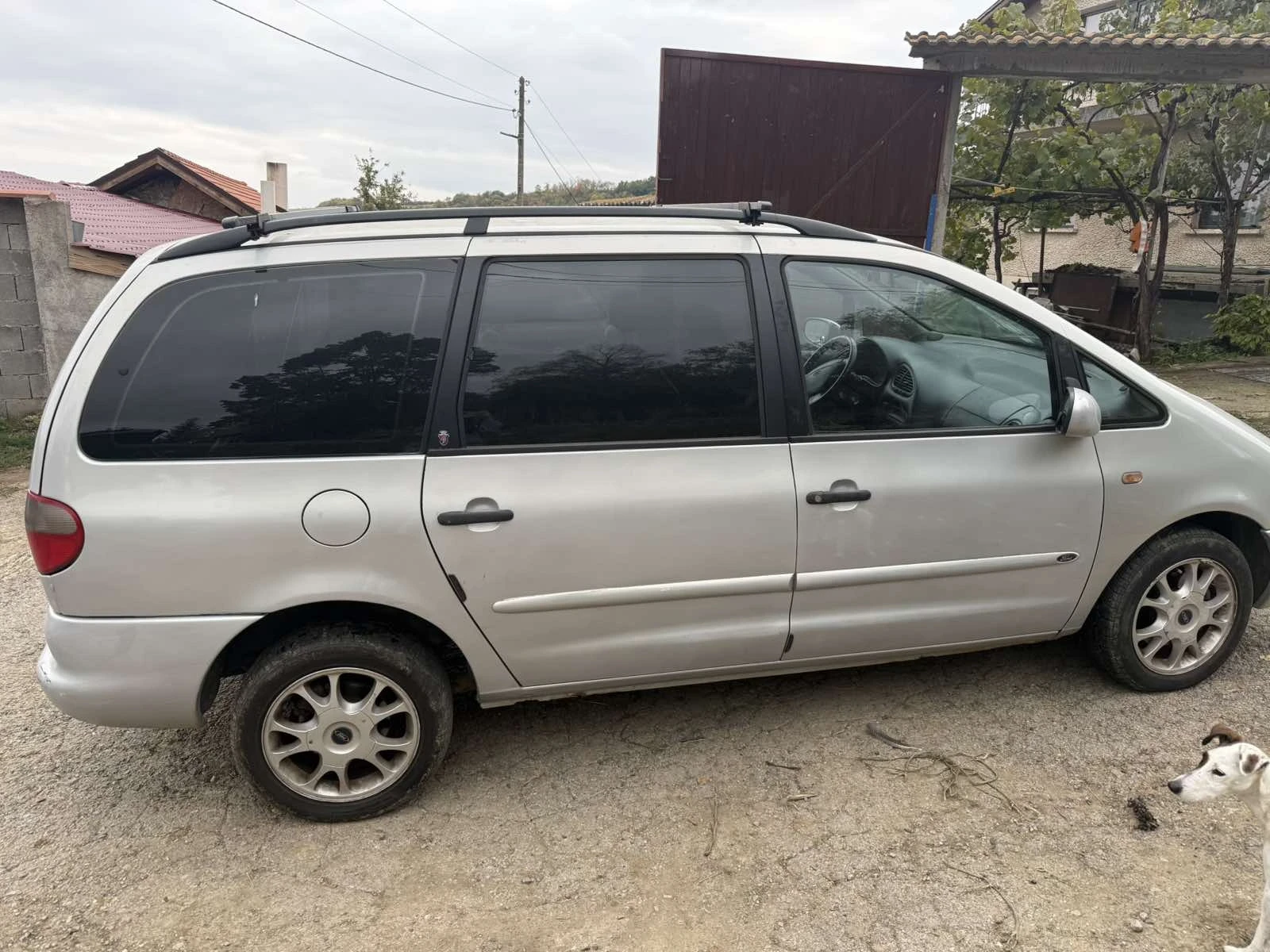 Ford Galaxy  - изображение 2