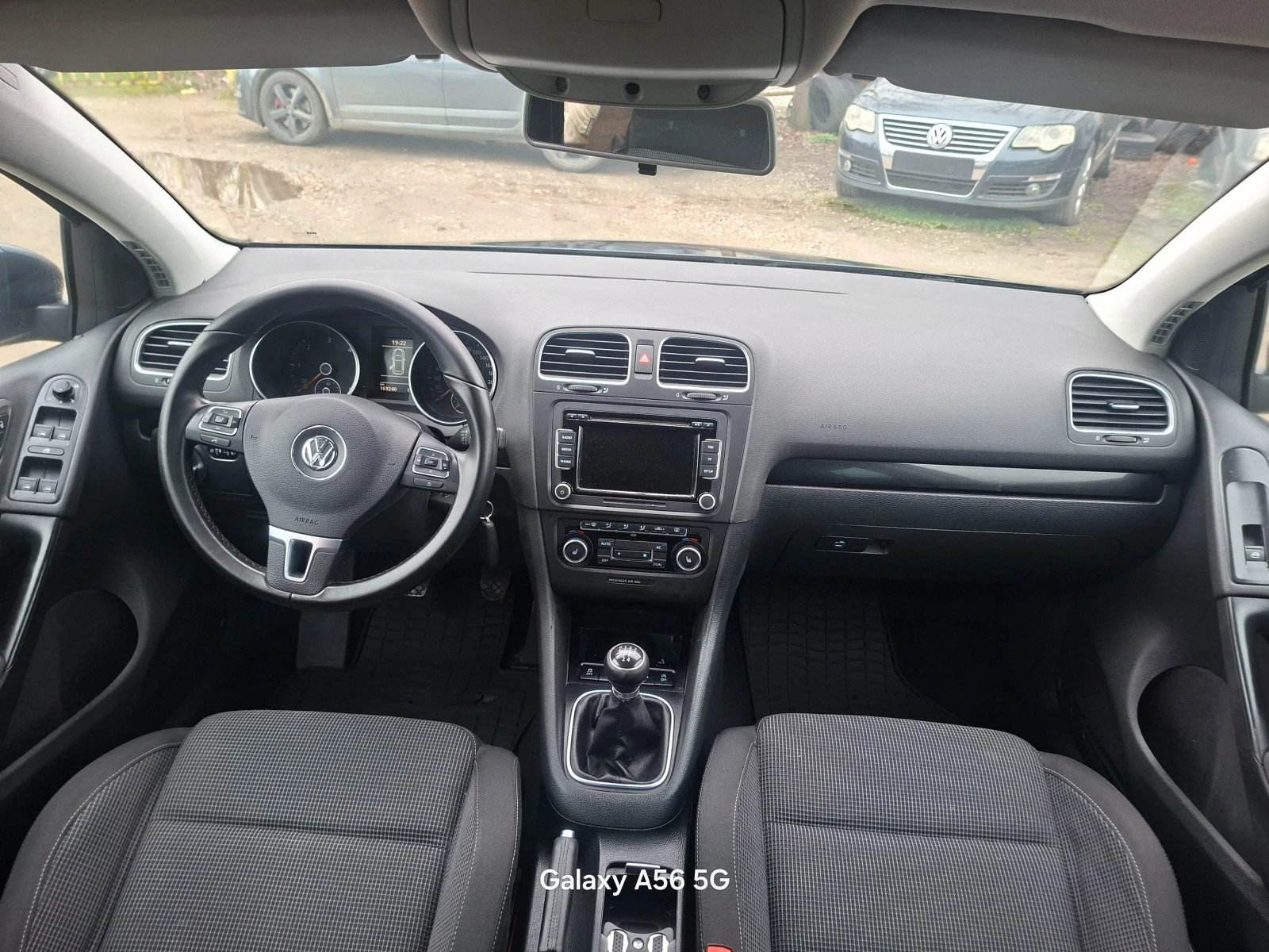 VW Golf 1.6 tdi SPORT - изображение 10