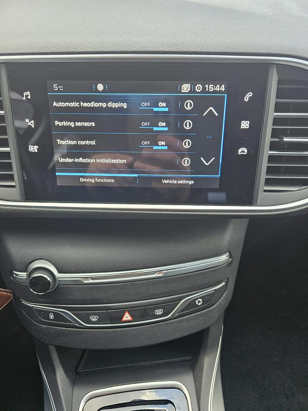 Peugeot 308 1.5 | Mobile.bg � ����������� 16