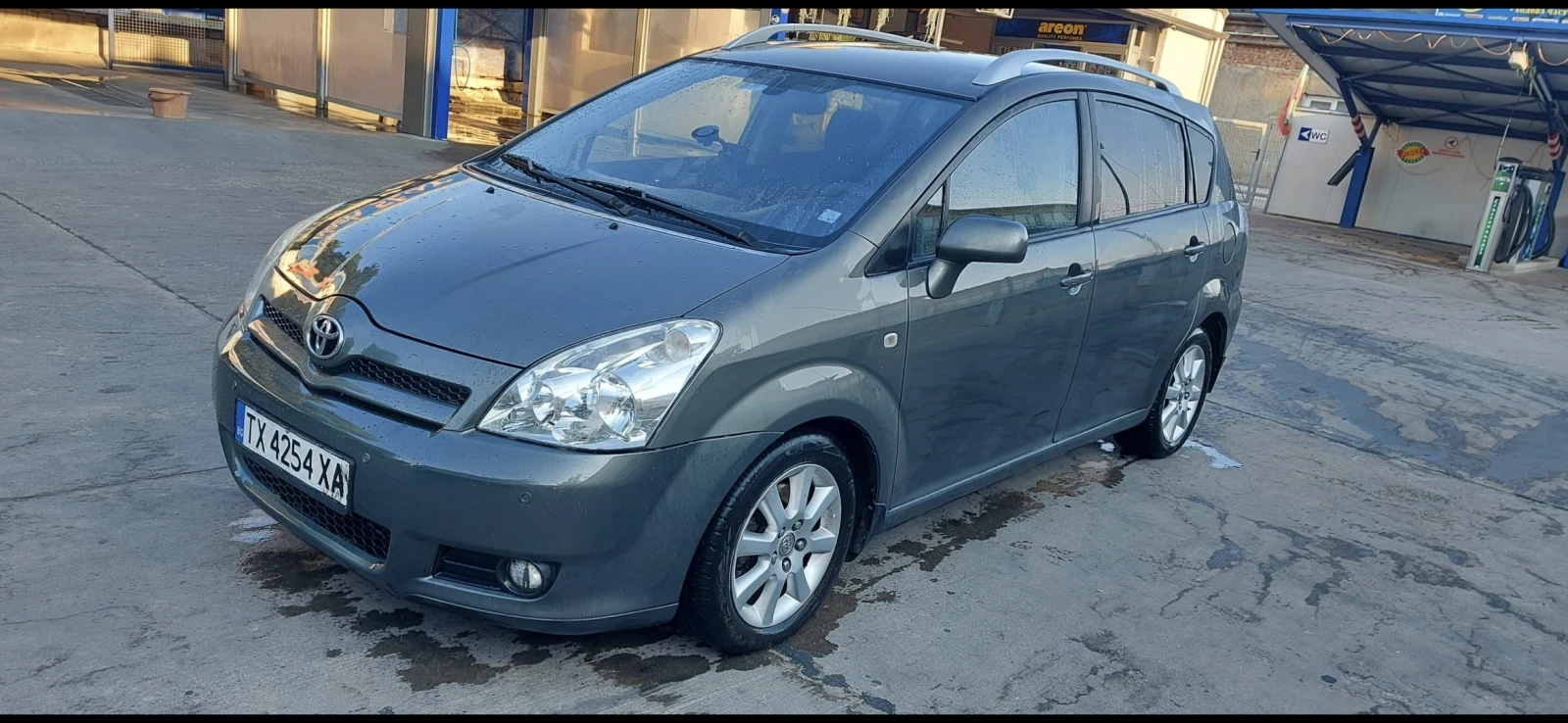 Toyota Corolla verso, снимка 2 - Автомобили и джипове - 53844112