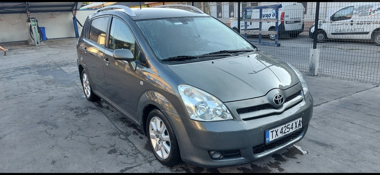 Toyota Corolla verso, снимка 3 - Автомобили и джипове - 53844112