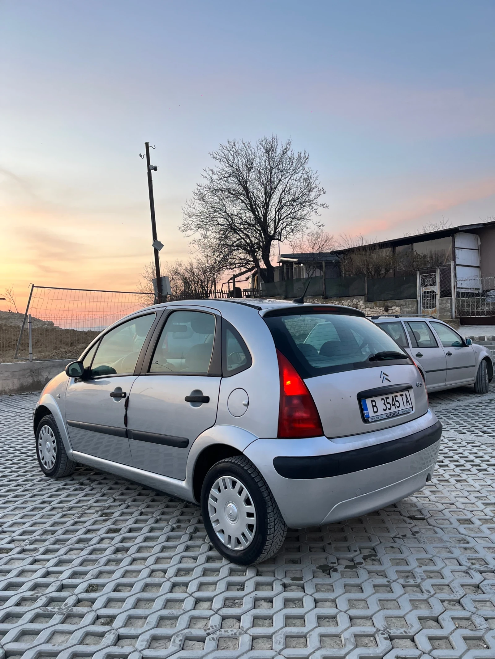 Citroen C3, снимка 2 - Автомобили и джипове - 53853187