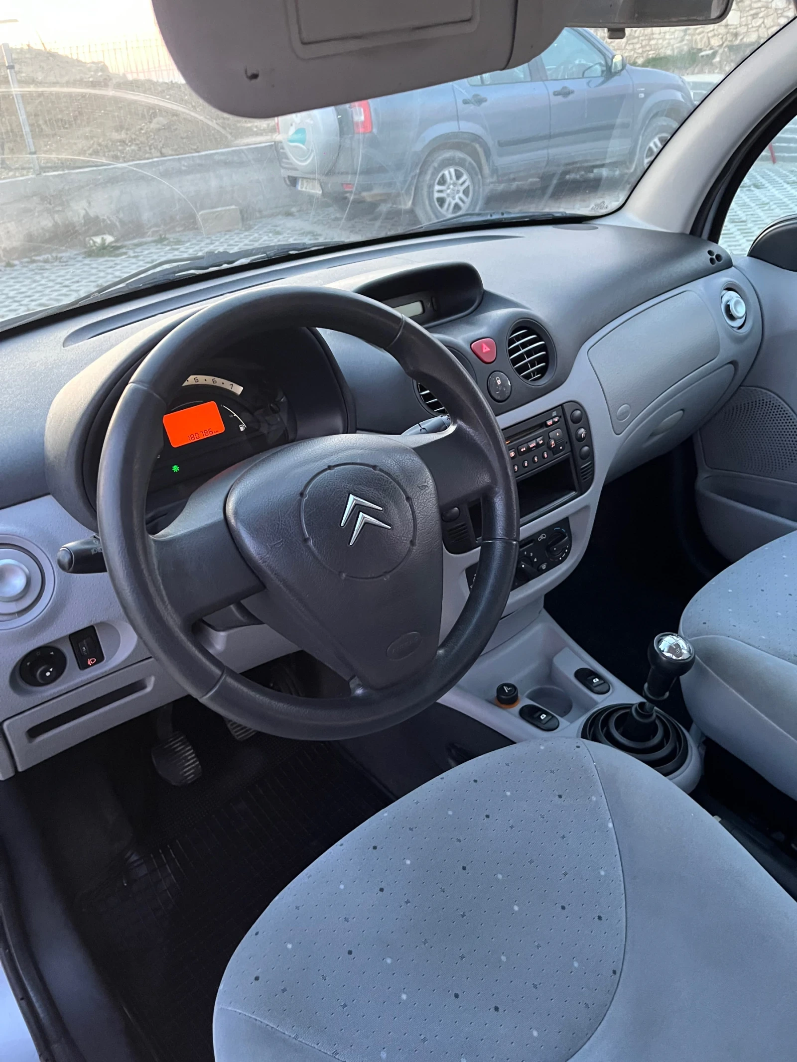 Citroen C3, снимка 3 - Автомобили и джипове - 53853187