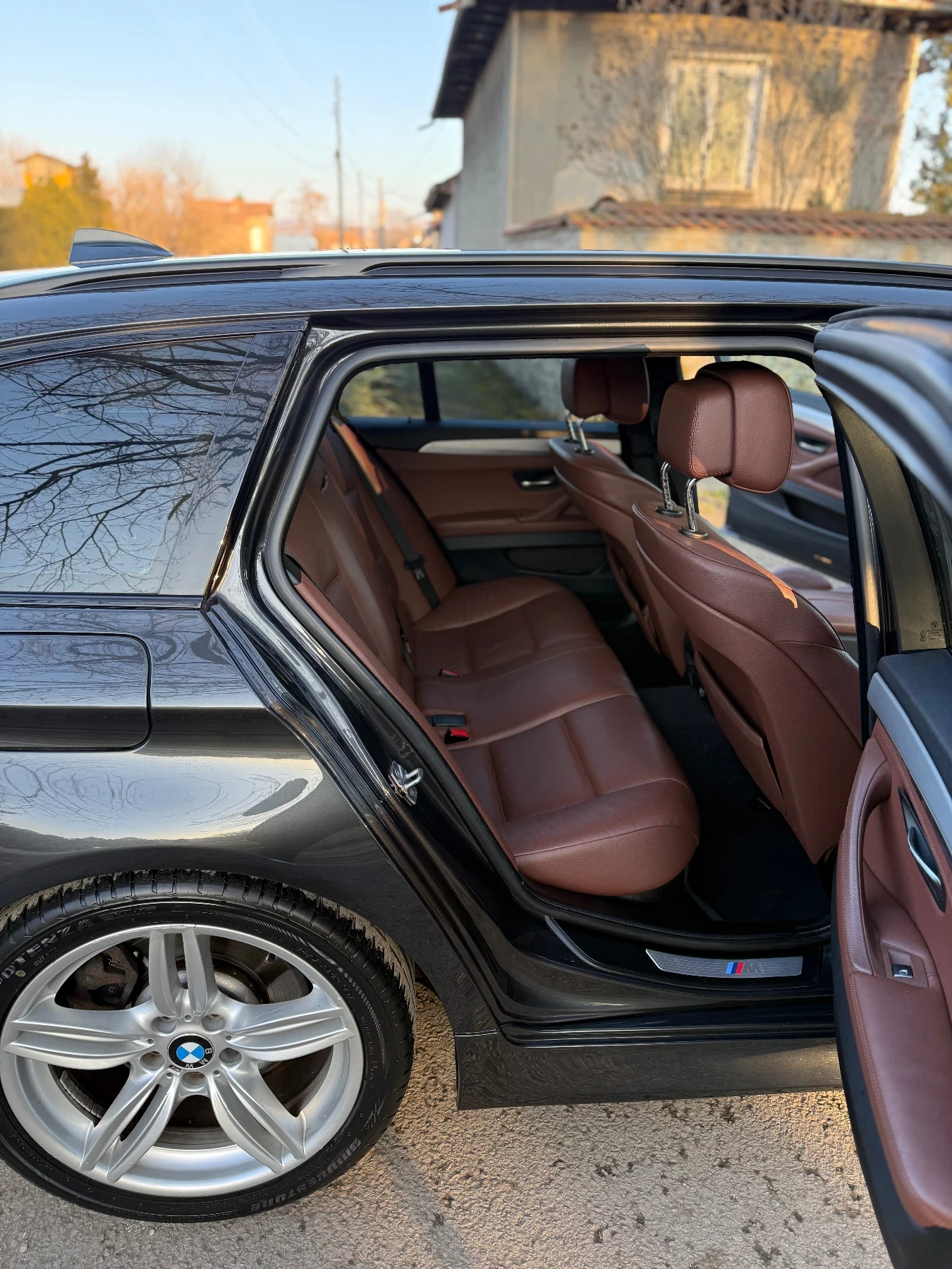 BMW 530 D F11 M-pack * ТОП СЪСТОЯНИЕ* , снимка 8 - Автомобили и джипове - 53855358