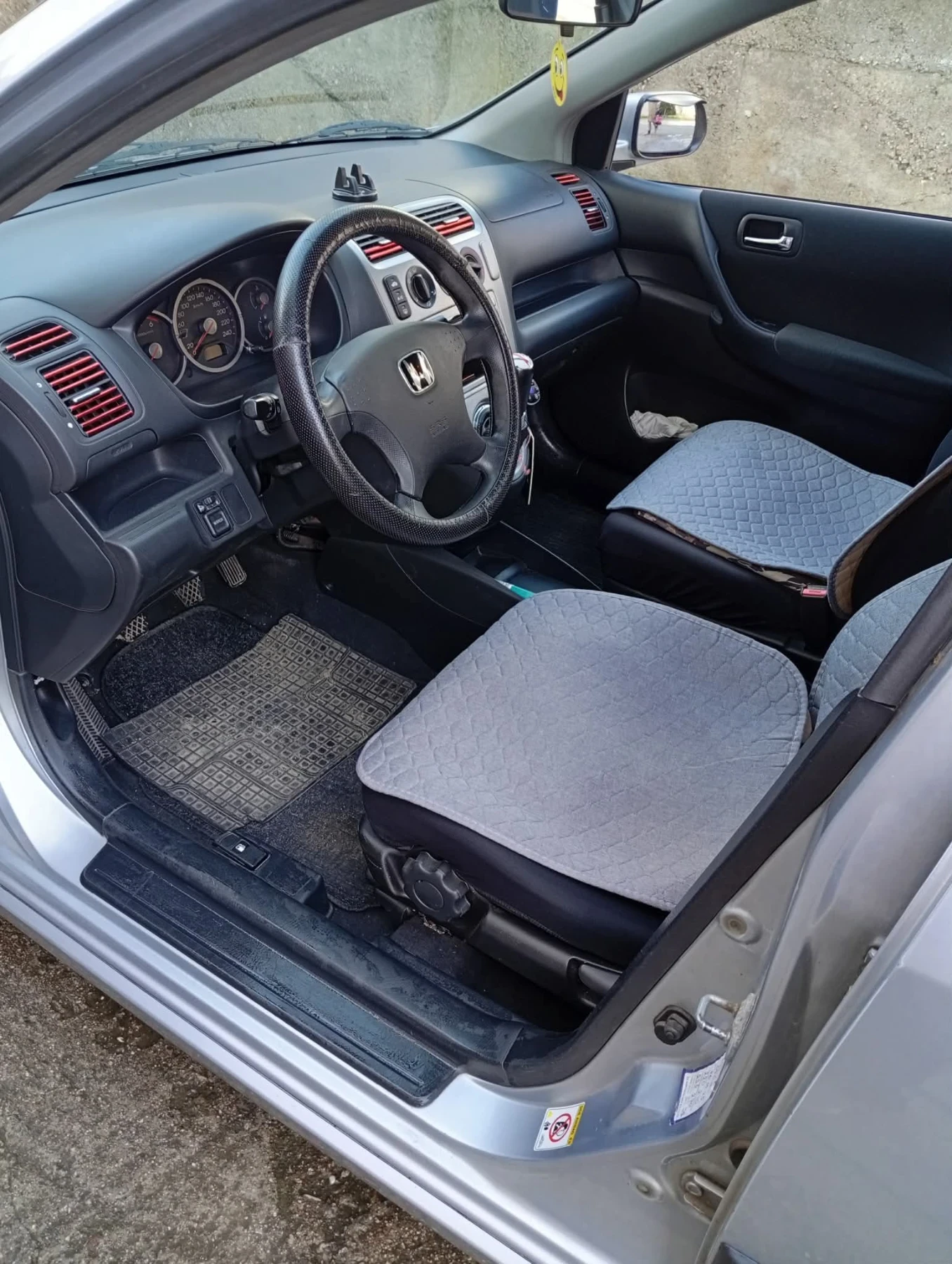 Honda Civic 1.7 CDTI, снимка 5 - Автомобили и джипове - 54213478