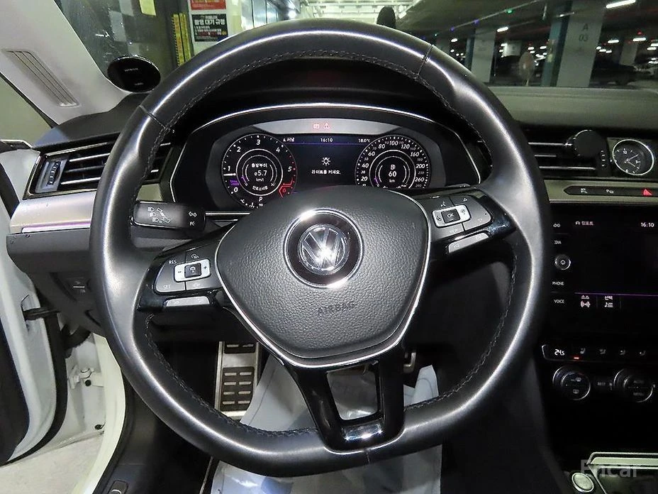 VW Arteon, снимка 8 - Автомобили и джипове - 54556269