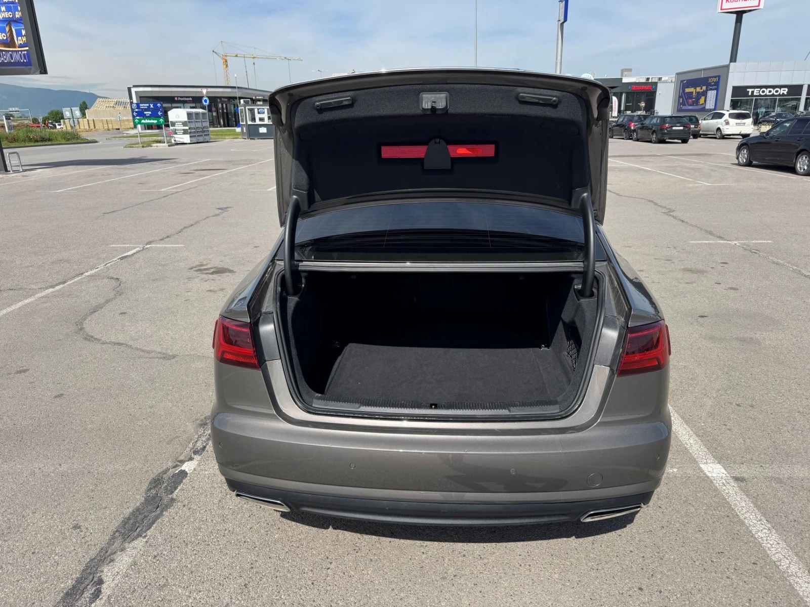 Audi A6 3.0  160kW, снимка 7 - Автомобили и джипове - 54605587