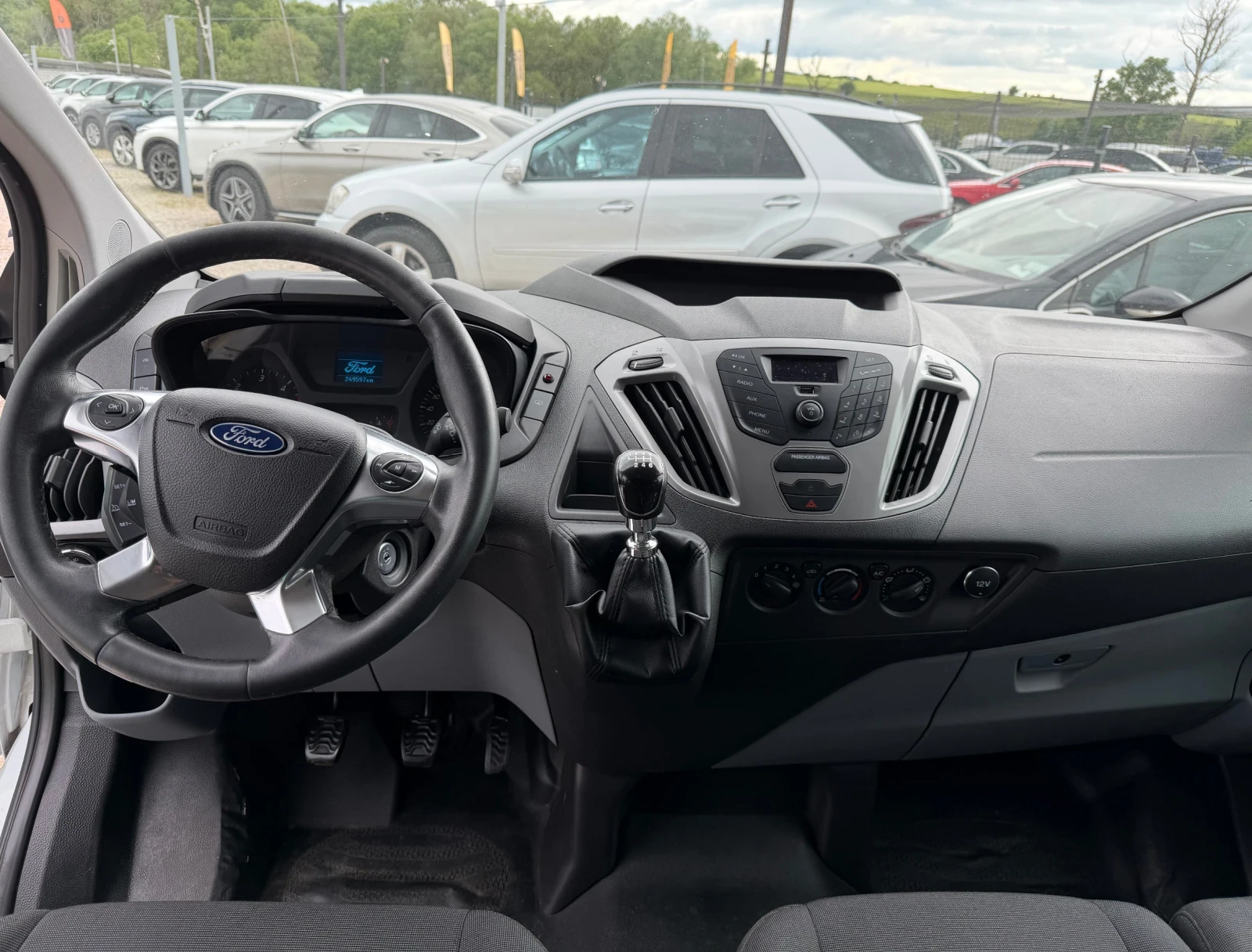 Ford Transit Custom FORD TRANSIT CUSTOM 2.2 tdci, снимка 15 - Автомобили и джипове - 54795636