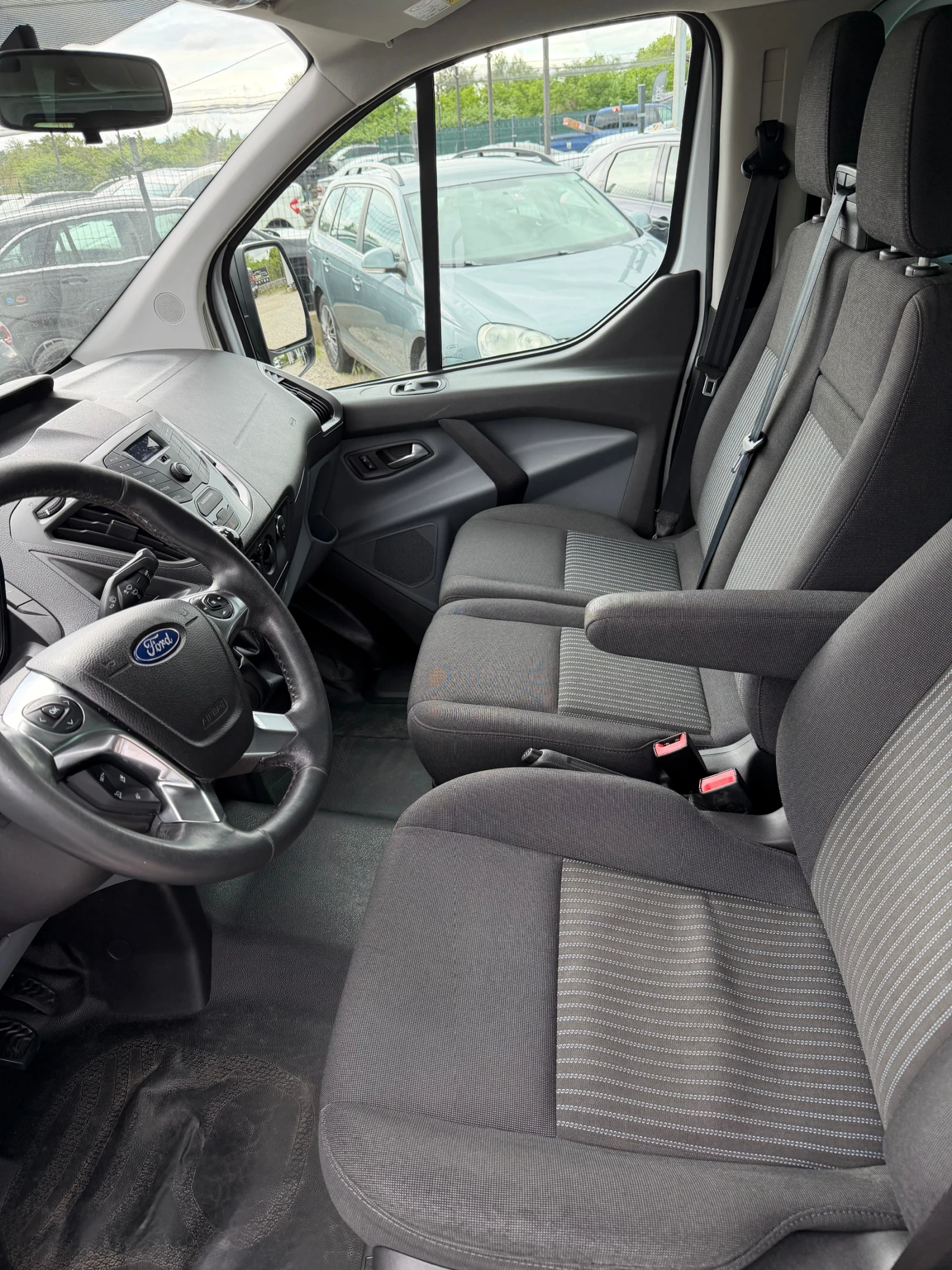 Ford Transit Custom FORD TRANSIT CUSTOM 2.2 tdci, снимка 16 - Автомобили и джипове - 54795636