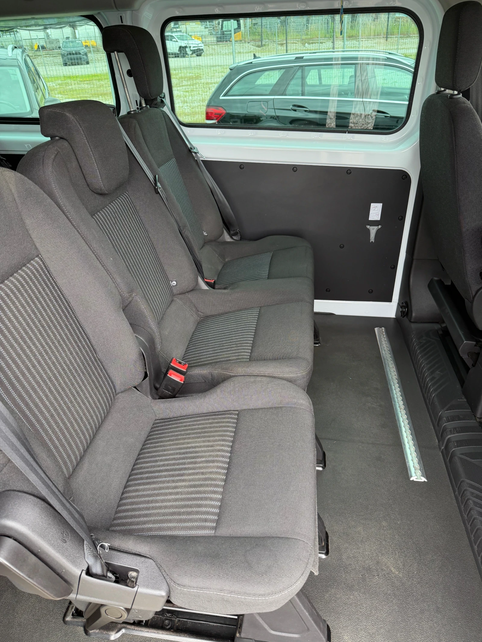 Ford Transit Custom FORD TRANSIT CUSTOM 2.2 tdci, снимка 12 - Автомобили и джипове - 54795636