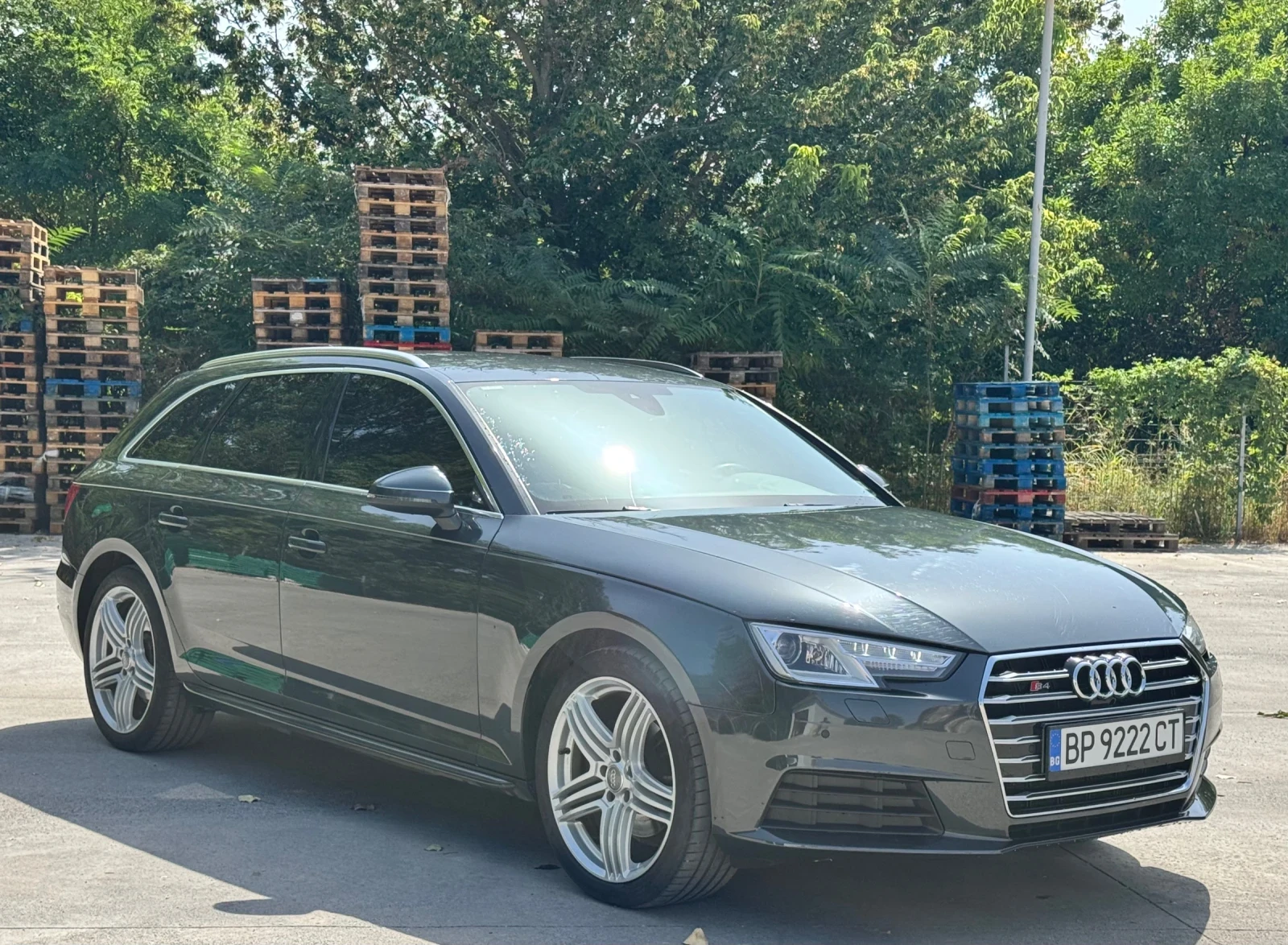Audi A4 2.0TDI, снимка 3 - Автомобили и джипове - 55696705