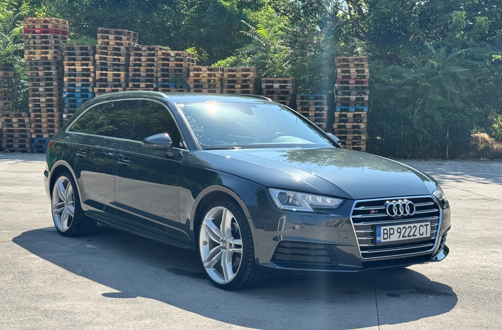Audi A4 2.0TDI, снимка 3 - Автомобили и джипове - 55696705