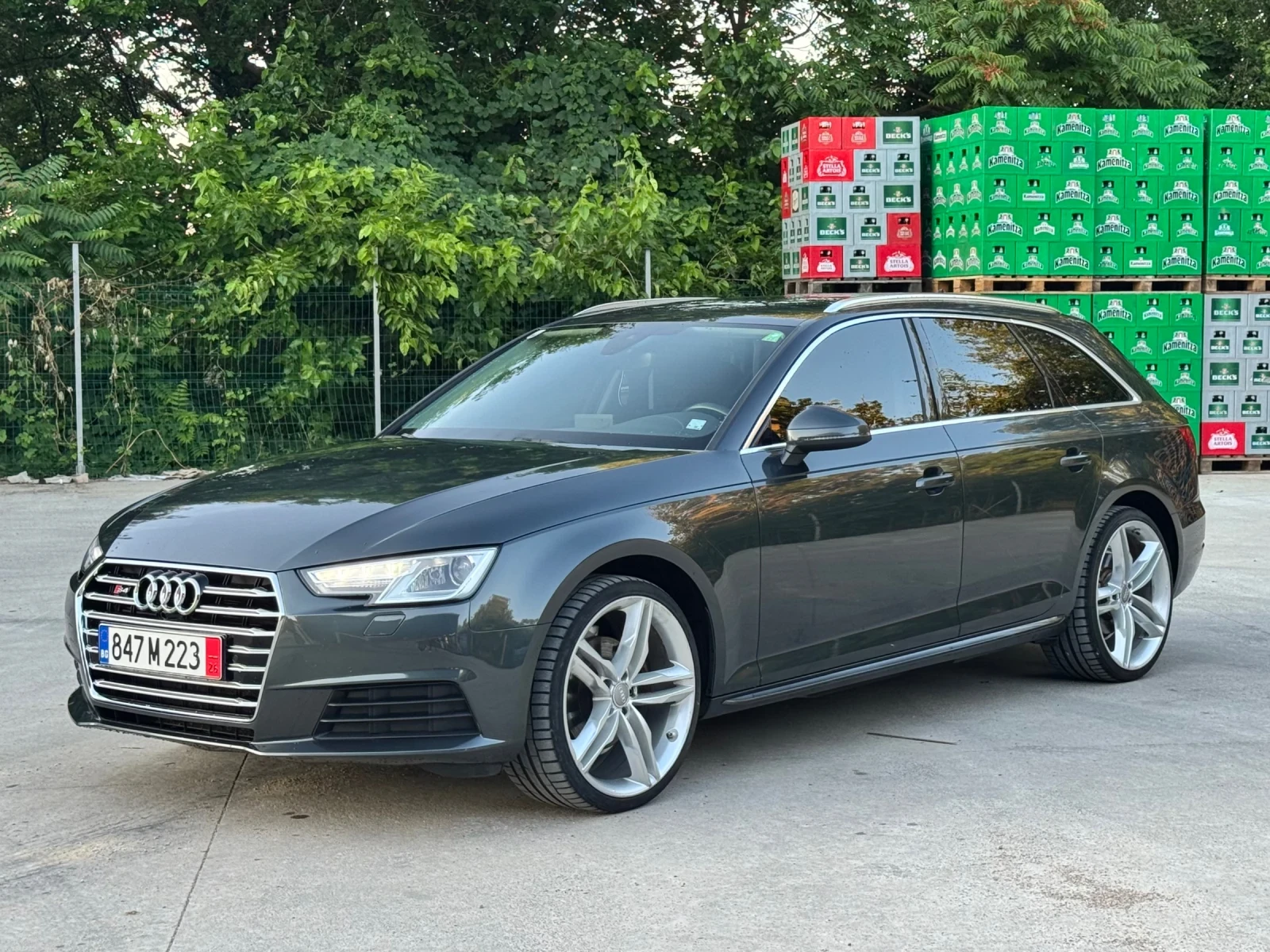 Audi A4 2.0TDI, снимка 2 - Автомобили и джипове - 55125735