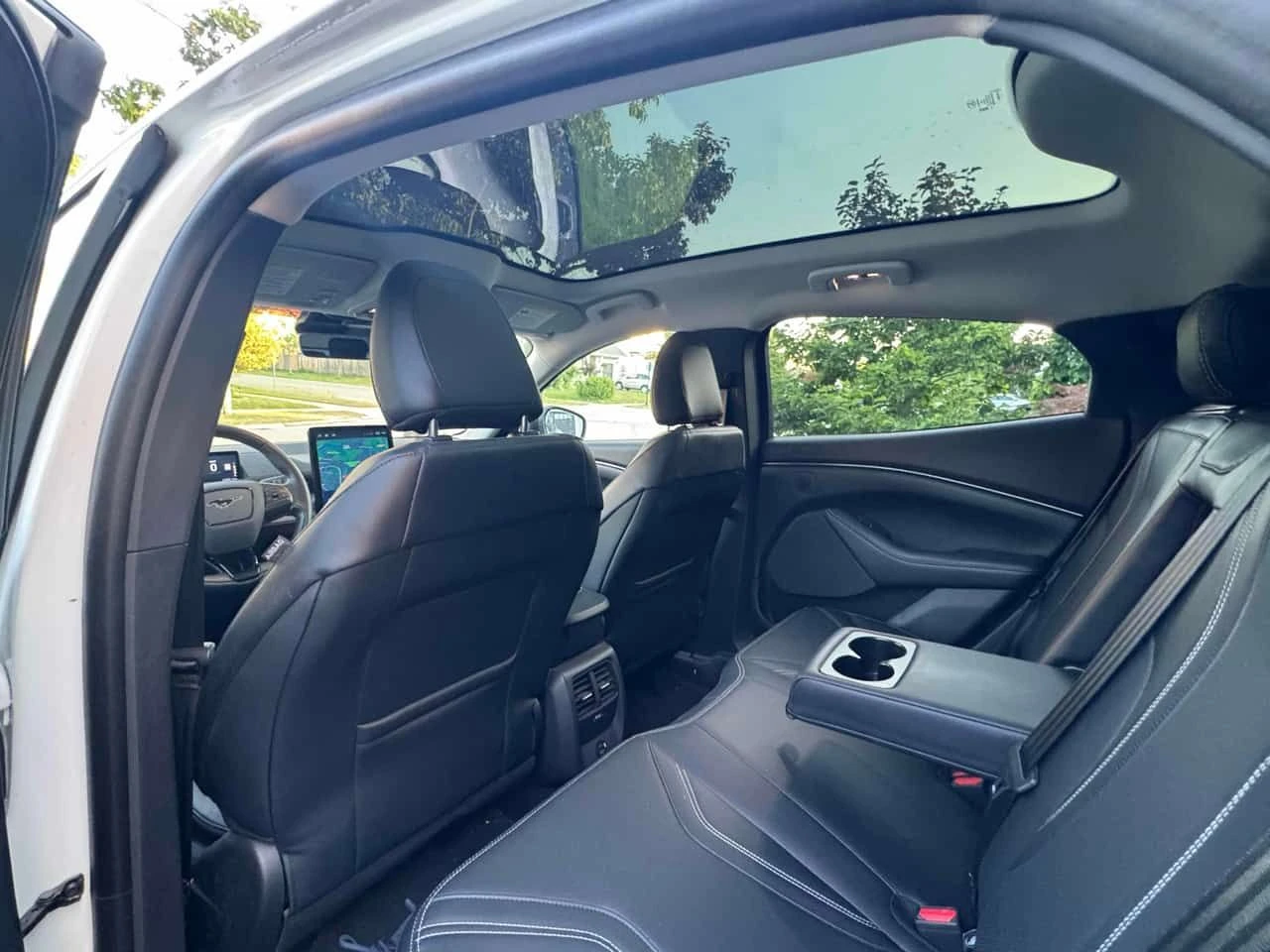 Ford Mustang Mach-E  Premium / 360 / ��������� / ���� ����������  | Mobile.bg � ����������� 10
