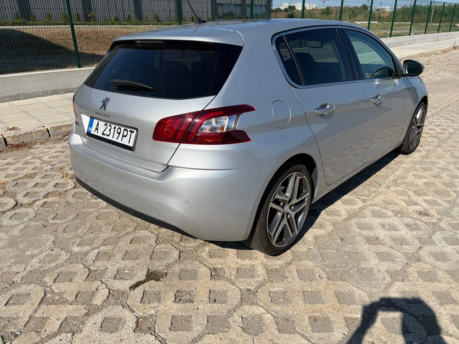 Peugeot 308 1.6 HDI Alure, снимка 5 - Автомобили и джипове - 55531575