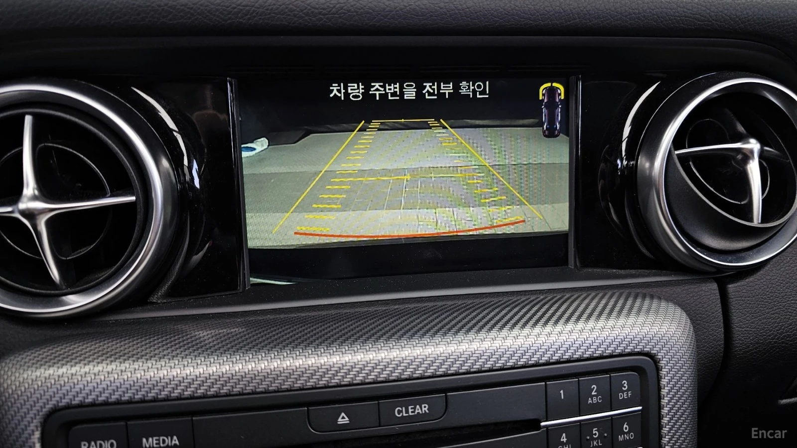 Mercedes-Benz SLC 200* КОЖА* ПОДГРЕВ* КАМЕРА, снимка 13 - Автомобили и джипове - 55594784