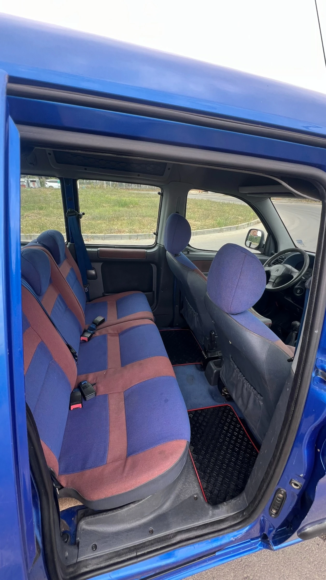 Citroen Berlingo 1.8, снимка 6 - Автомобили и джипове - 55788176