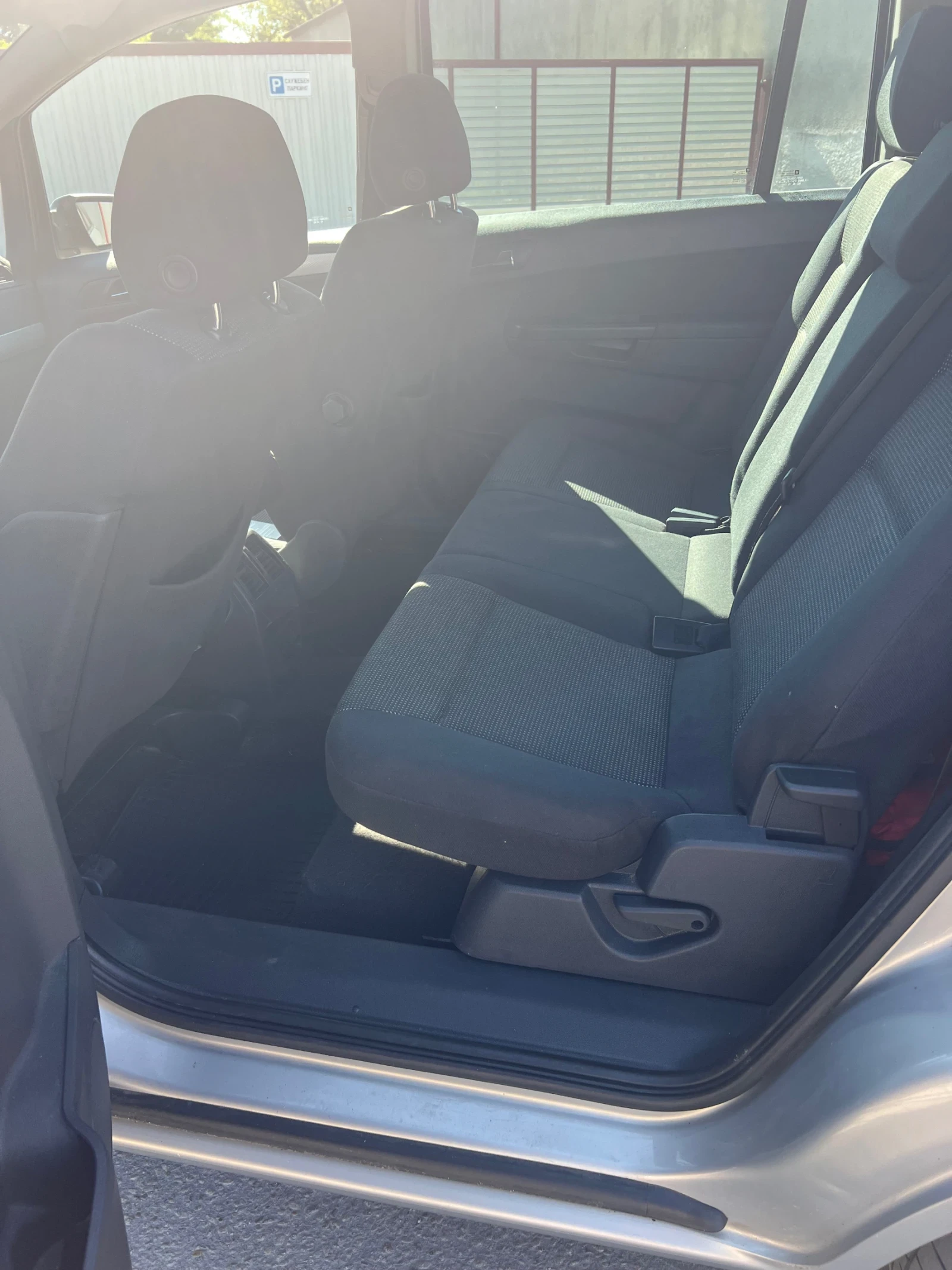Opel Zafira, снимка 8 - Автомобили и джипове - 55848542